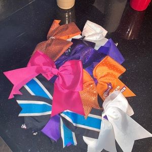 Cheer bows